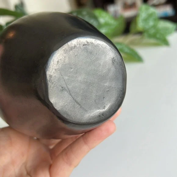Vintage Black Ceramic Vase - Picture 4 of 9